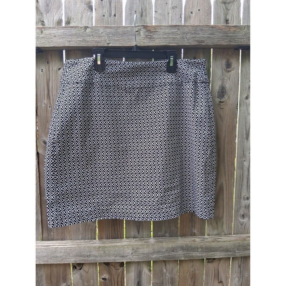 Lulu B Black & White Mini Skirt Sz 16